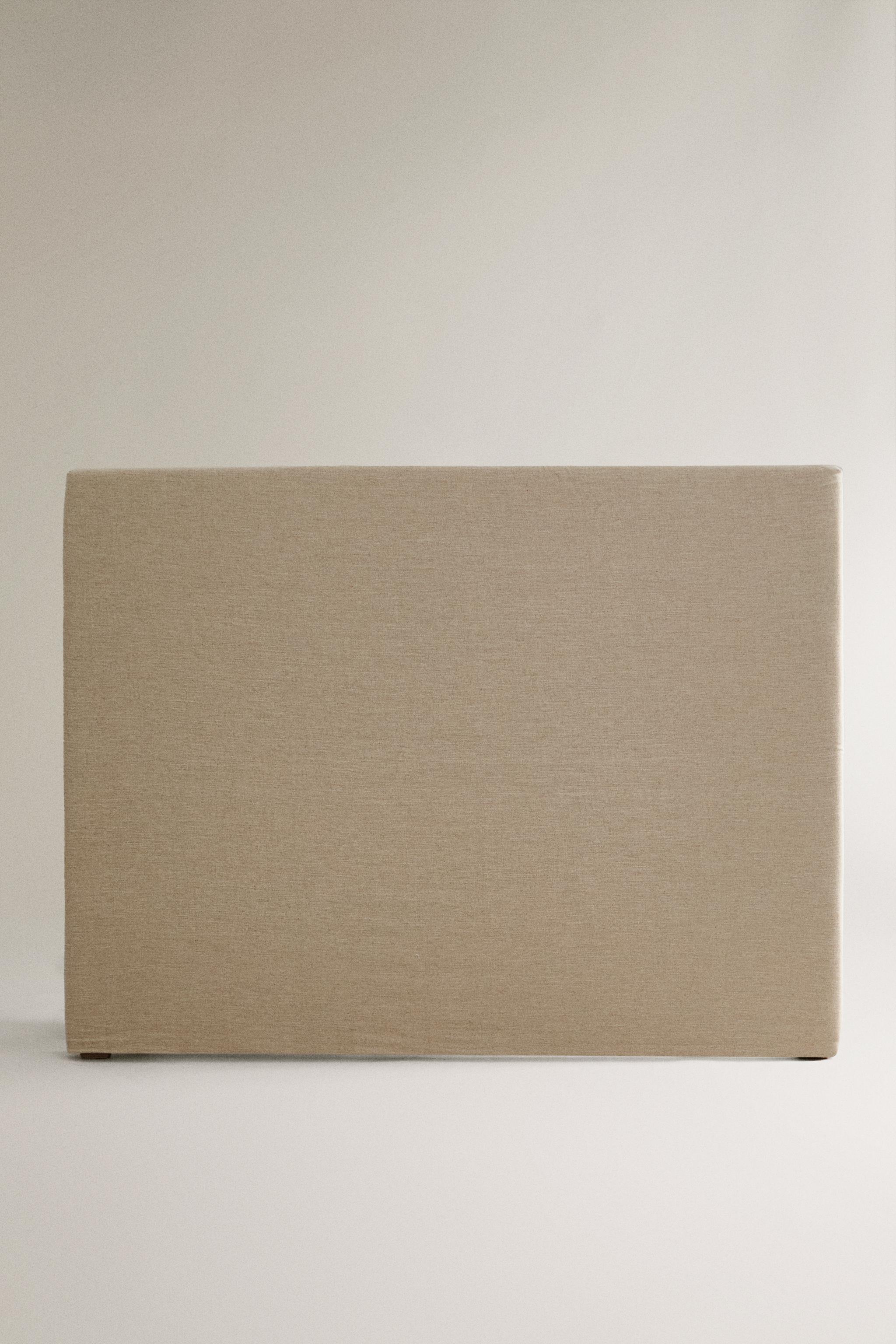 HEADBOARD WITH A HEMP AND COTTON COVER